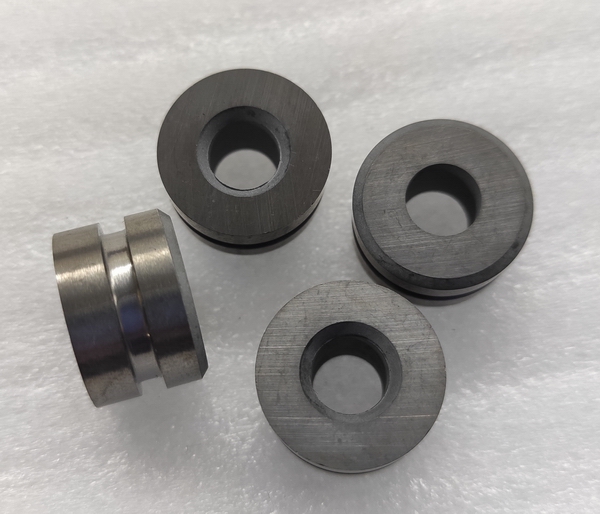 carbide valve seat 2